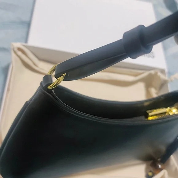 Jacquemus Black Leather Crossbody Bag - Picture 7 of 7